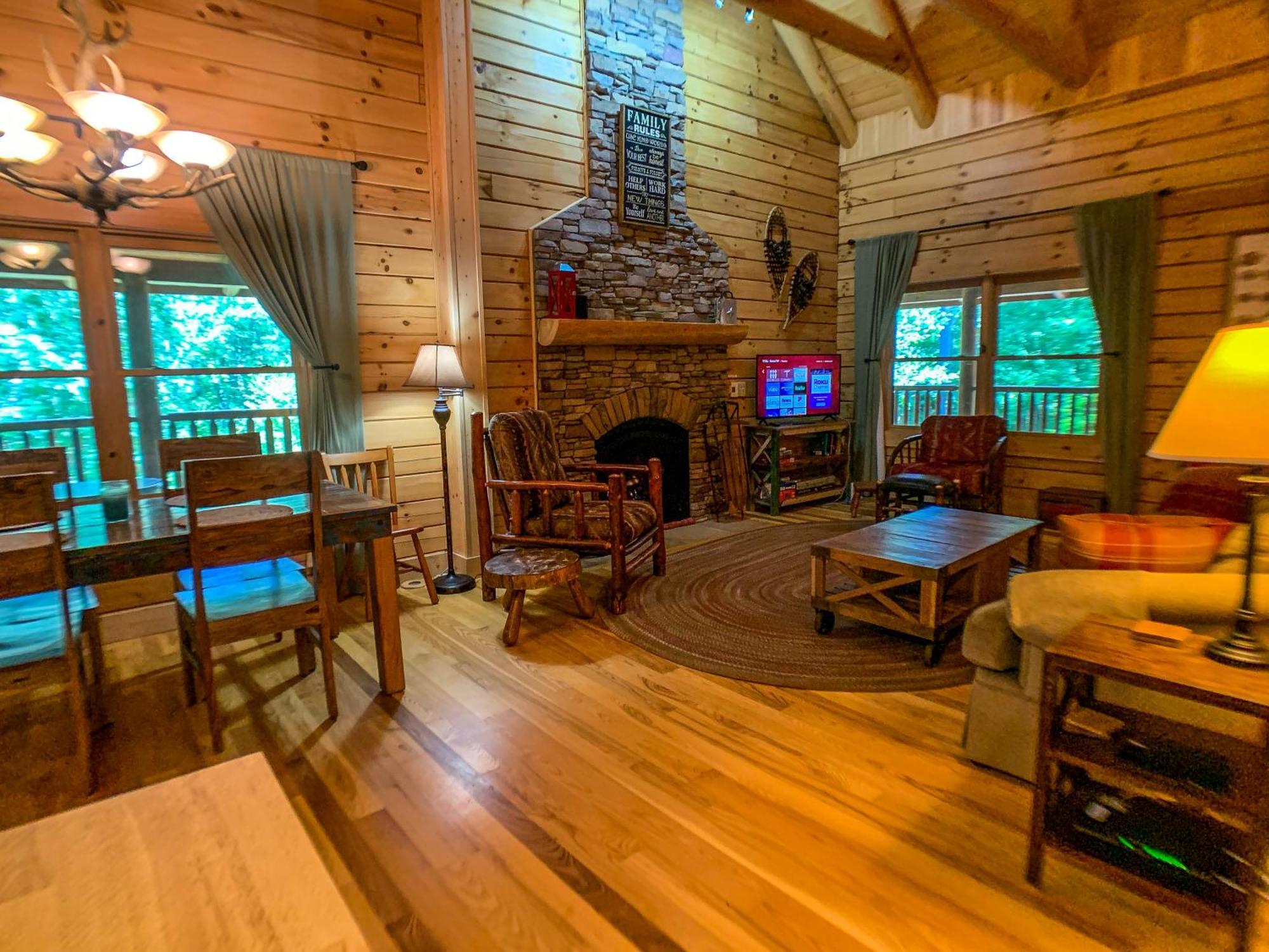 Pine Log Lodge Jefferson ภายนอก รูปภาพ